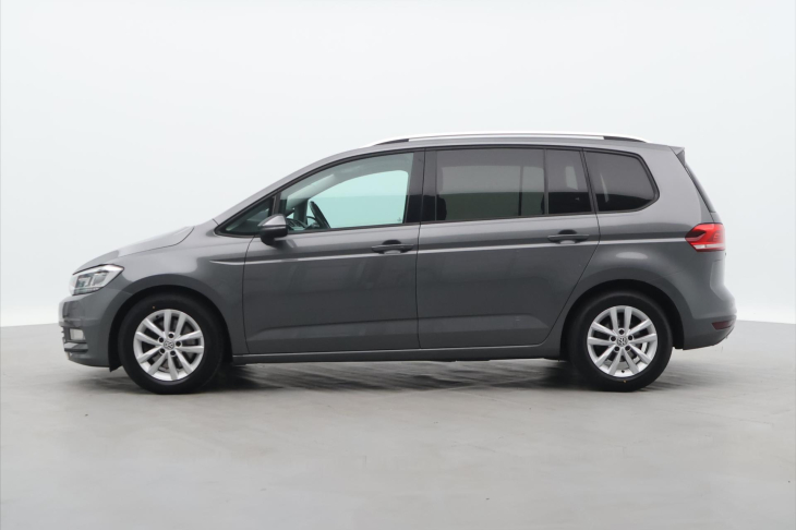 Volkswagen Touran 1,6 TDI DSG Panorama LED 1.Maj