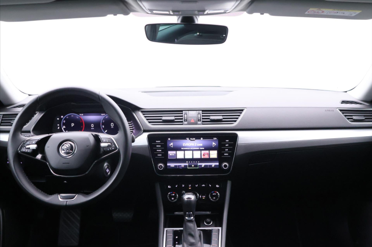 Škoda Superb 2,0 TDI 110kW DSG CZ 1.Maj DPH