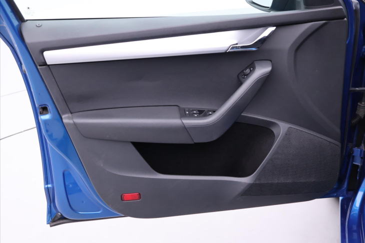 Škoda Octavia 1,6 TDI 81kW Style CZ DPH