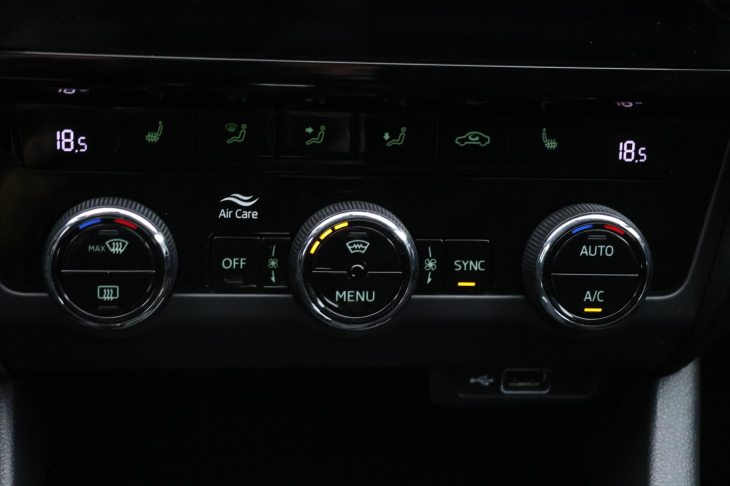 Škoda Octavia 2,0 TDI 110kW DSG Style-Sport