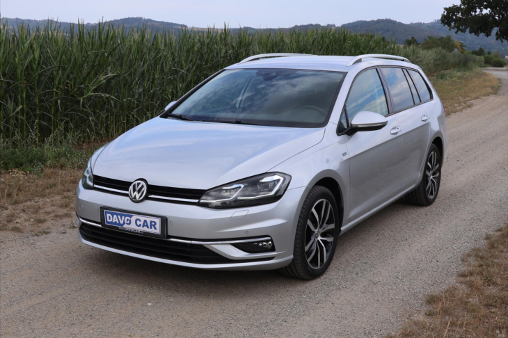Volkswagen Golf 2.0 TDI 110kW DSG LED Join Tažné