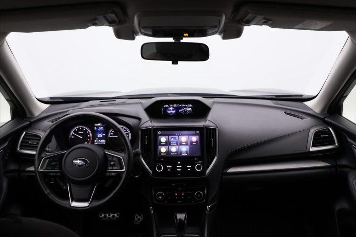 Subaru Forester 2,0 e-Boxer 110kW Comfort CZ