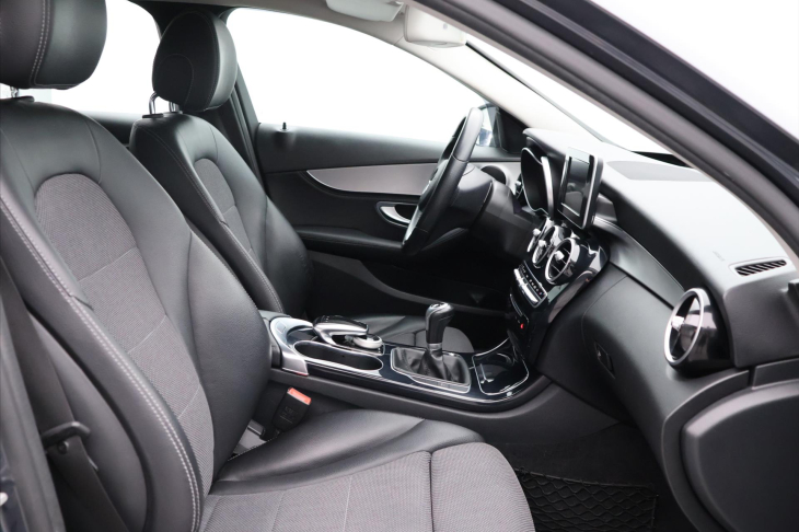Mercedes-Benz Třídy C 1,6 CDI 100 kW Tažné Aut.Klima