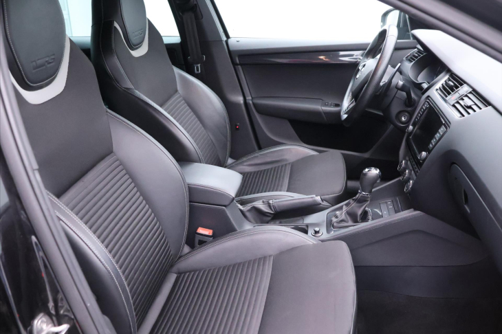 Škoda Octavia 2,0 TDI DSG RS Xenon Panorama