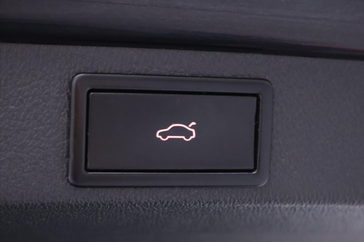 Škoda Octavia 2,0 TDI Aut.klima Xenon RS