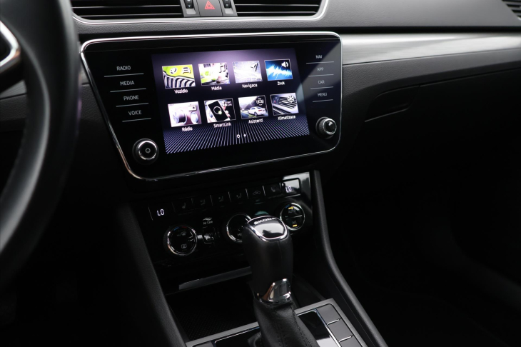 Škoda Superb 2.0 TDI 110kW Style LED  DSG