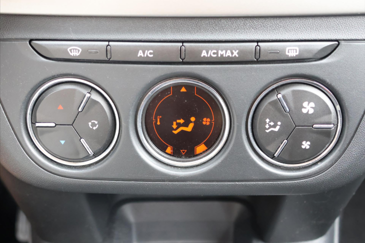 Citroën C-Elysée 1,2 PT Selection Navi 1.Maj