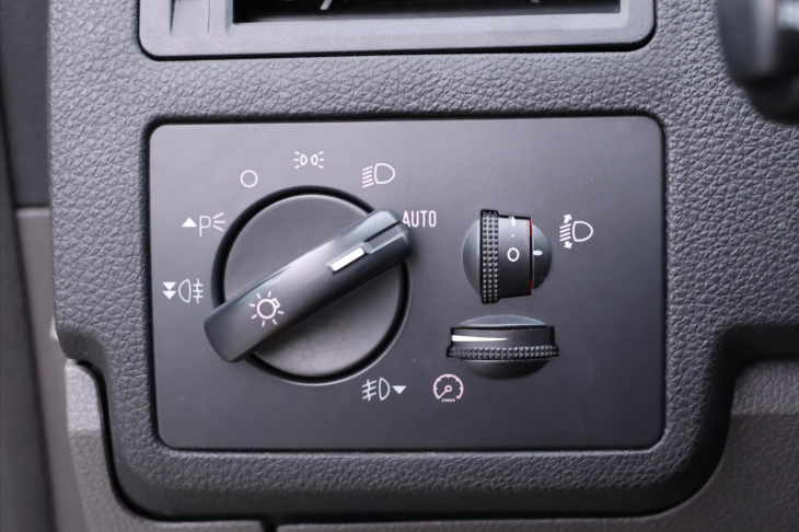 Ford Kuga 2,0 TDCI 100kW Titanium Kůže