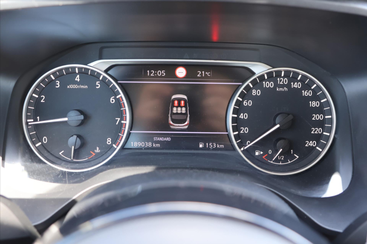 Nissan Qashqai 1,3 DIG-T MHEV Business Tažné