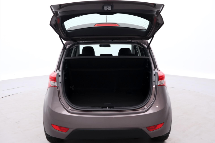 Hyundai ix20 1,4 CVVTi 66kW Klimatizace CZ