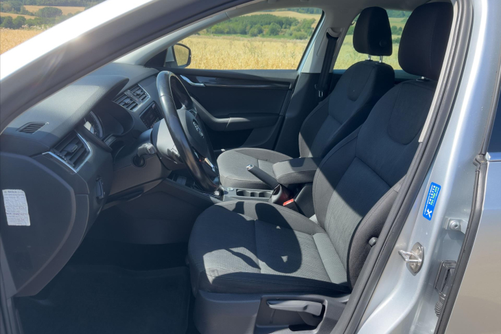 Škoda Octavia 1,6 TDI DSG CZ Style LED DPH