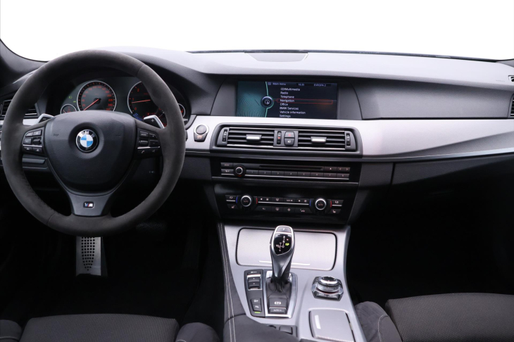 BMW Řada 5 3,0 530D 190 kW xDrive M-Paket