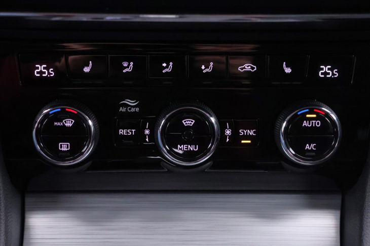 Škoda Superb 2,0 TDI 110 kW Ambition DSG