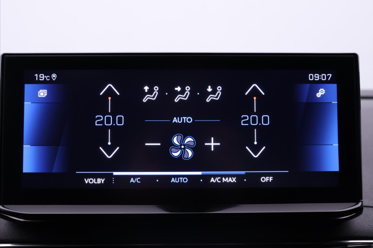 Peugeot 5008 1,2 PT 96kW Allure 7.Míst DPH