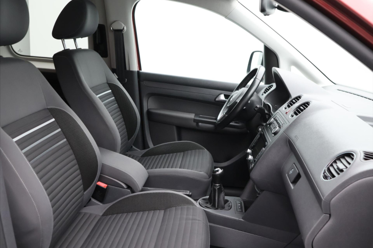 Volkswagen Caddy 1,2 TSI Cup 1.Maj Navi Tažné