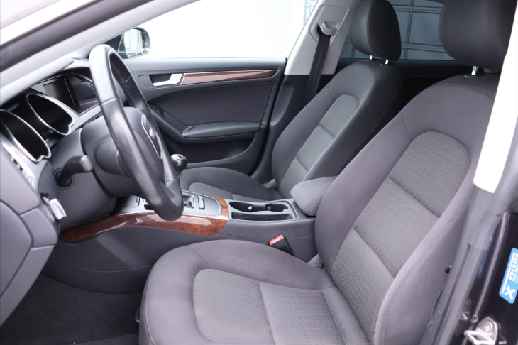 Audi A5 2,0 TFSI 132kW Xenon 1.Maj