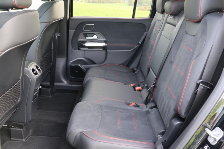 Mercedes-Benz GLB 2,0 200d 4MATIC AMG Premium+