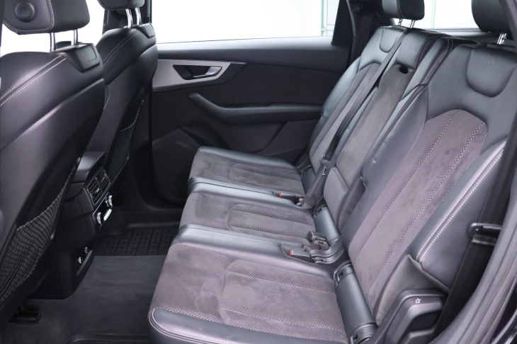 Audi Q7 3,0 200kW quattro tiptronic DPH