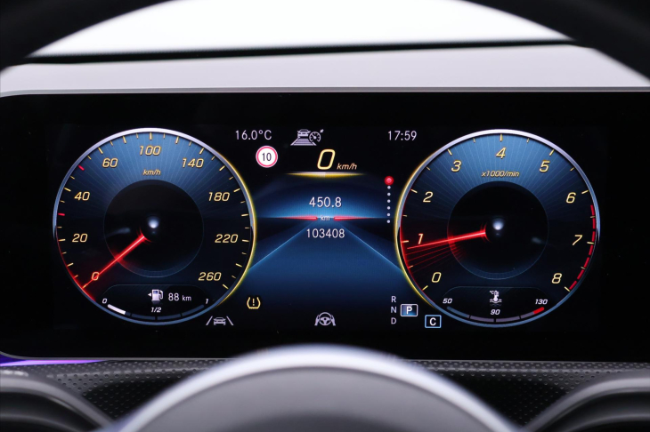 Mercedes-Benz Třídy A 2,0 A220 140kW Aut. AMG-Line