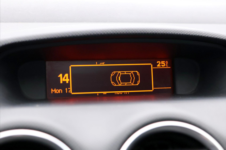 Peugeot 308 1,6 16V 88kW CZ Serv.Kniha