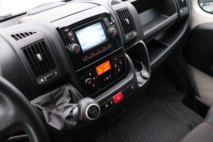 Peugeot Boxer 2,2 HDI 96kW Access CZ DPH