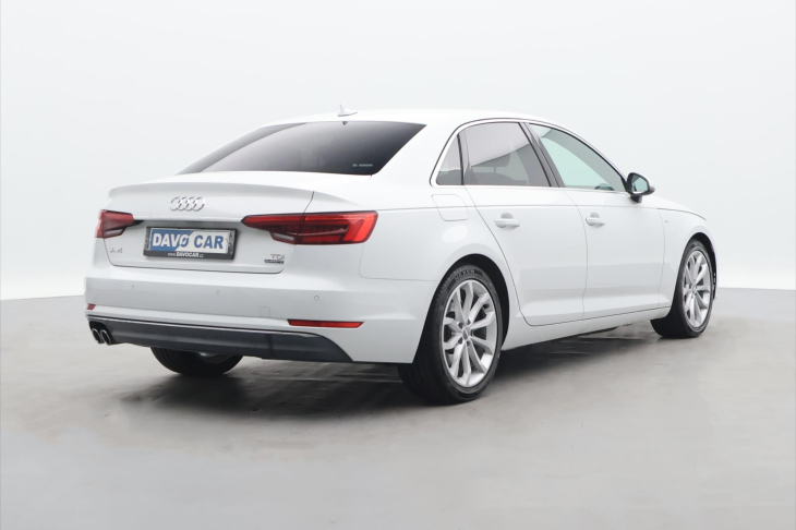 Audi A4 2,0 TDI 140 kW S-Line S-Tronic CZ