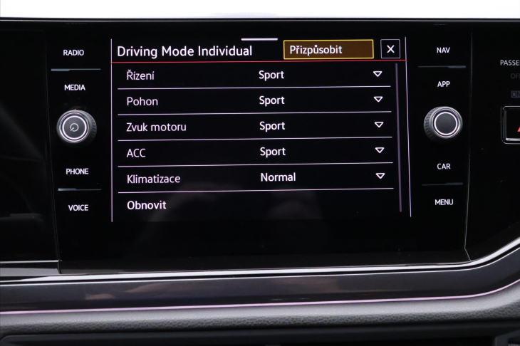 Volkswagen Polo 2,0 TSI GTI DSG Virtual DPH