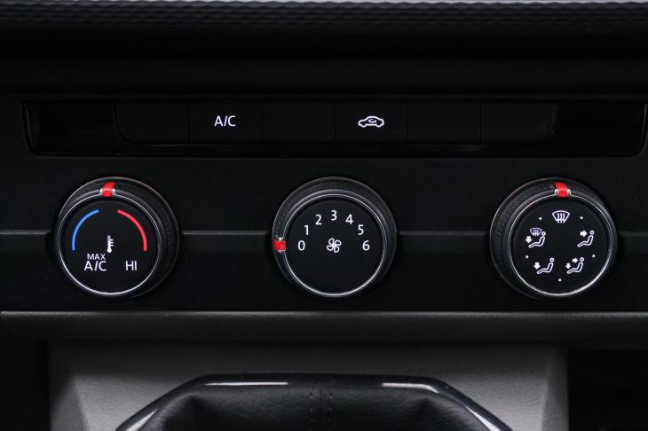 Volkswagen Transporter 2,0 TDI 66kW Klima 1.Maj. DPH