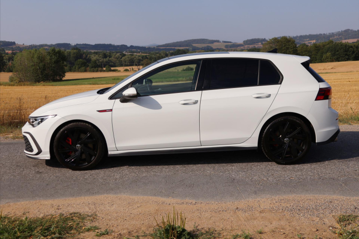 Volkswagen Golf 2,0 TSI GTI 180kW Virtual DPH
