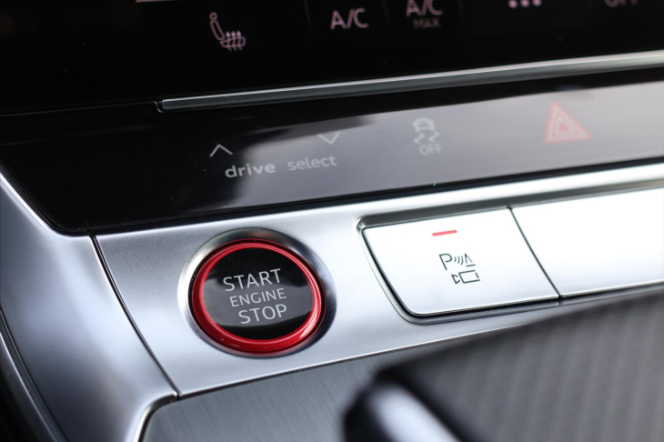 Audi S7 3,0 V6 253kW Quattro DPH B&O Head-UP