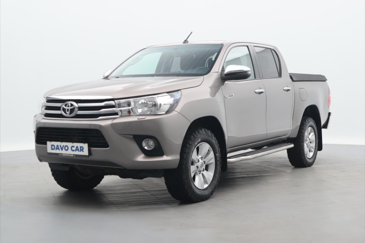 Toyota Hilux 2,4 D-4D 110kW Automat Tažné