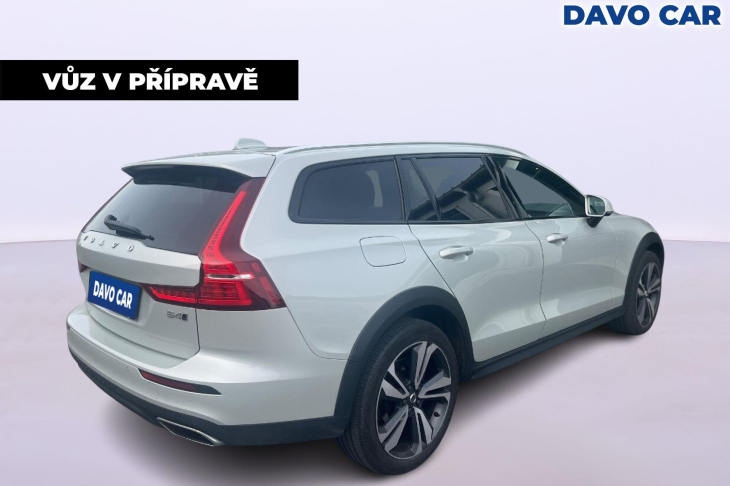 Volvo V60 2,0 D4 AWD CZ Cross Country