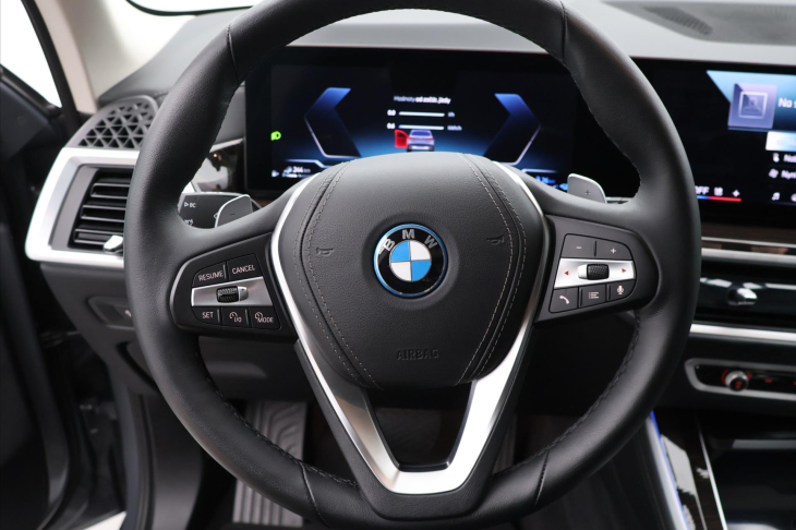BMW X5 3,0 50e xDrive 230kW CZ DPH