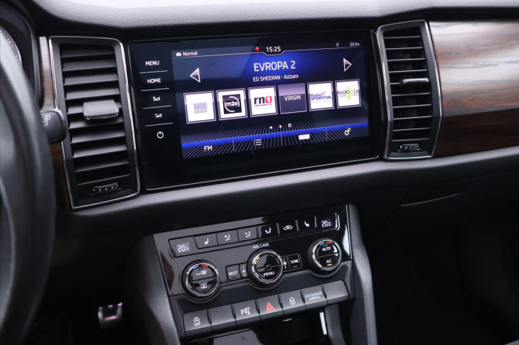 Škoda Kodiaq 2,0 TDI DSG 4x4 7-Míst Scout