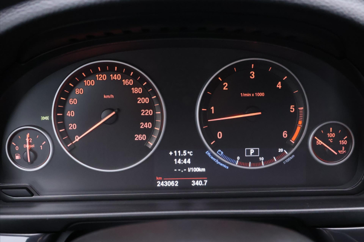 BMW Řada 5 3,0 530d xDrive 190kW