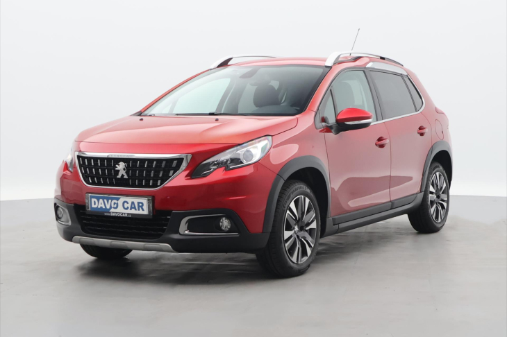Peugeot 2008 1,2 PureTech 60kW Allure CZ