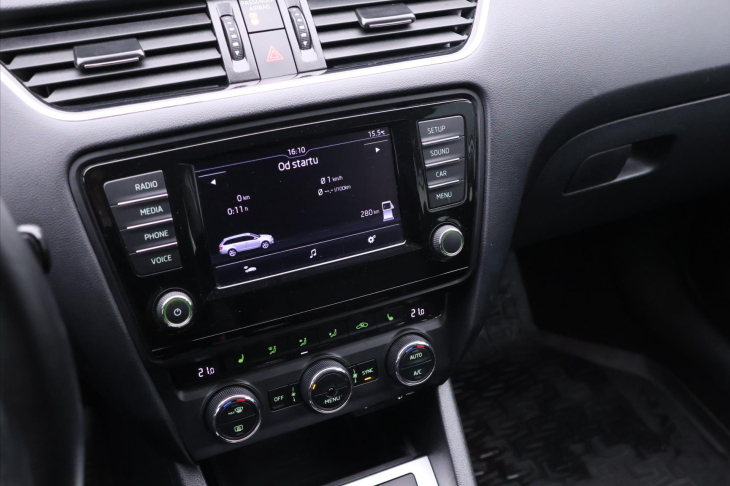 Škoda Octavia 2,0 TDI 110kW DSG Xenon CZ