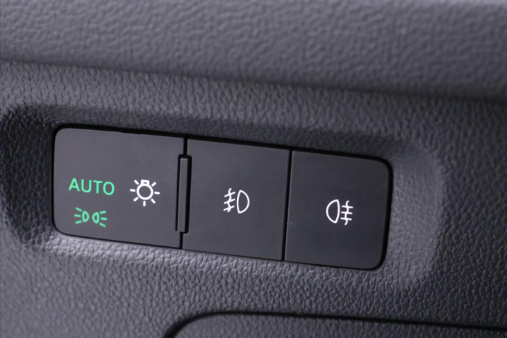 Škoda Octavia 2,0 TDI 85kW Style CZ DPH