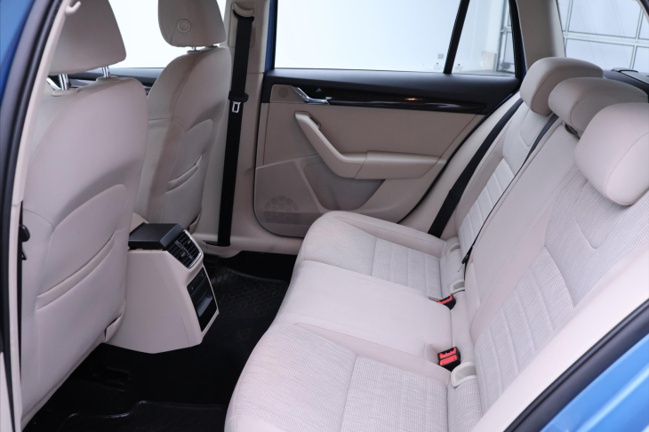 Škoda Octavia 2,0 TDI 110KW Elegance CZ