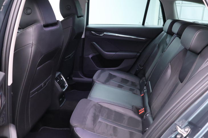 Škoda Octavia 1,0 eTSI DSG Style Plus DPH