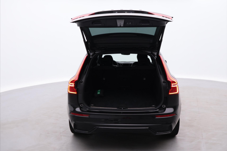 Volvo XC60 2,0 B5 AWD Plus Black Ed. AT