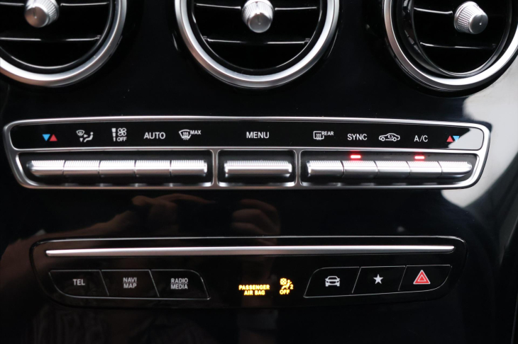 Mercedes-Benz GLC 2,0 220d 143kW 4X4 LED