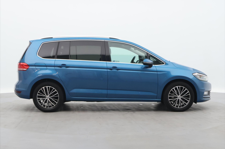 Volkswagen Touran 1,4 TSI 110 kW DSG Highline CZ