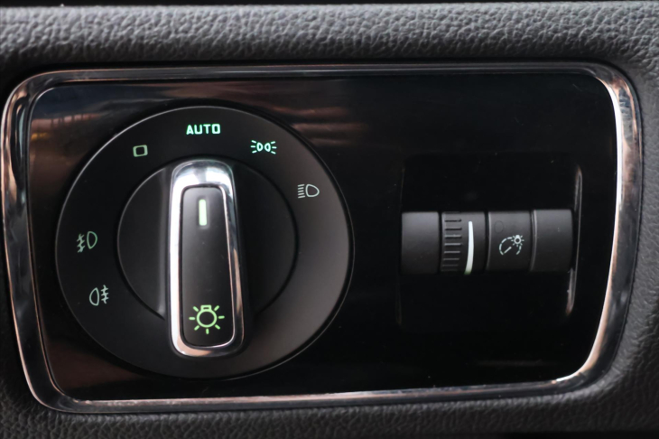 Škoda Superb 2,0 TDI 125kW DSG Elegance