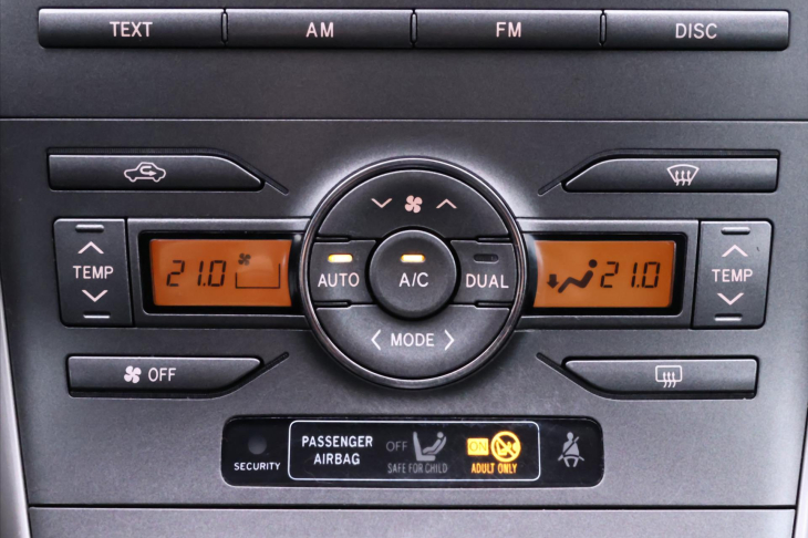 Toyota Auris 2,0 D-4D 93kW Xenon Tažné