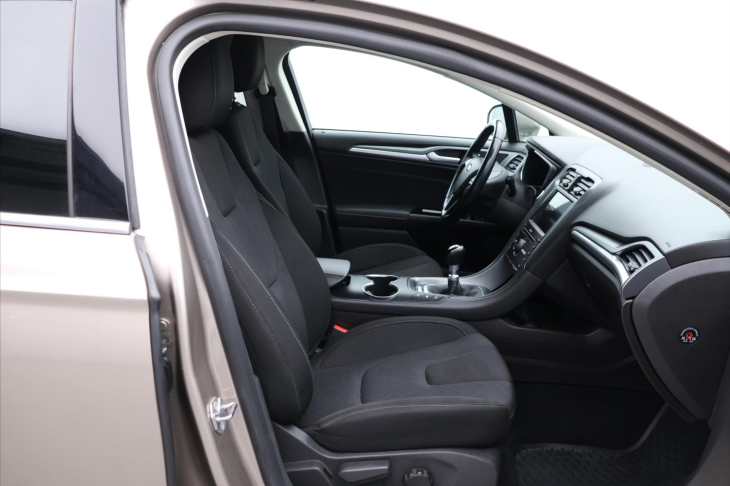 Ford Mondeo 2.0 TDCI 110kW Titanium Navi