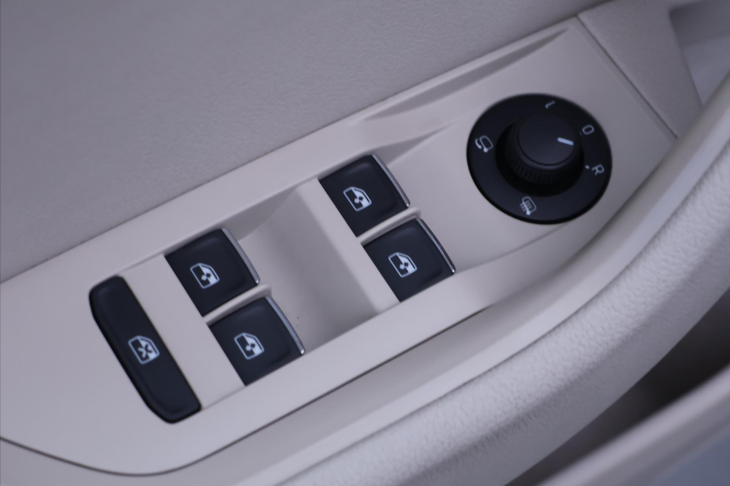 Škoda Superb 2,0 TSI 162kW DSG CZ Style