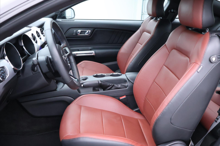 Ford Mustang 5,0 310 kW GT Automat 1. Maj