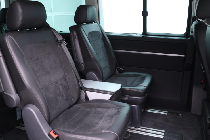 Volkswagen Multivan 2,0 TDI 146kW DSG CZ Highline 4x4