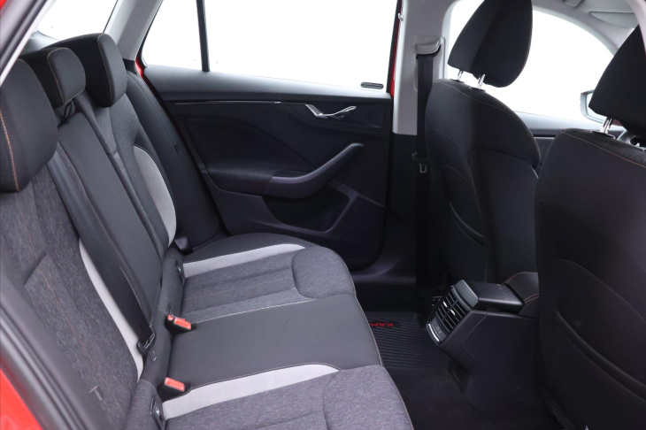 Škoda Kamiq 1,0 TSI 81kW DSG Motorsport CZ